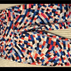 Lululemon pants size 6